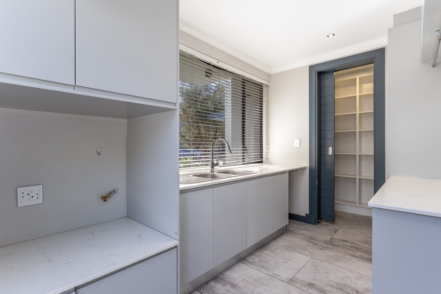 To Let 3 Bedroom Property for Rent in Pearl Valley at Val de Vie Western Cape